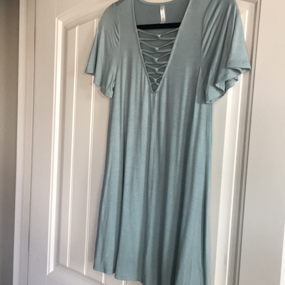 Flutter sleeve Criss Cross Swing top
